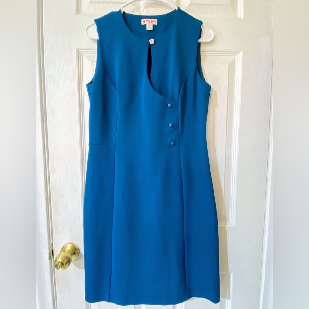 Brooks Brothers Women’s Teal sleeveless dress with Rhinestone Button Sz 
10